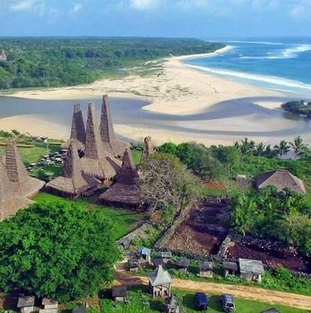 Trip Sumba Pengalaman Wisata Menggabungkan Alam dan Budaya